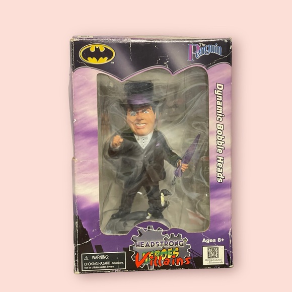 momogram masterpieces Other - Mongram Masterworks Headstrong Villains Batman The Penguin Dynamic Bobblehead
